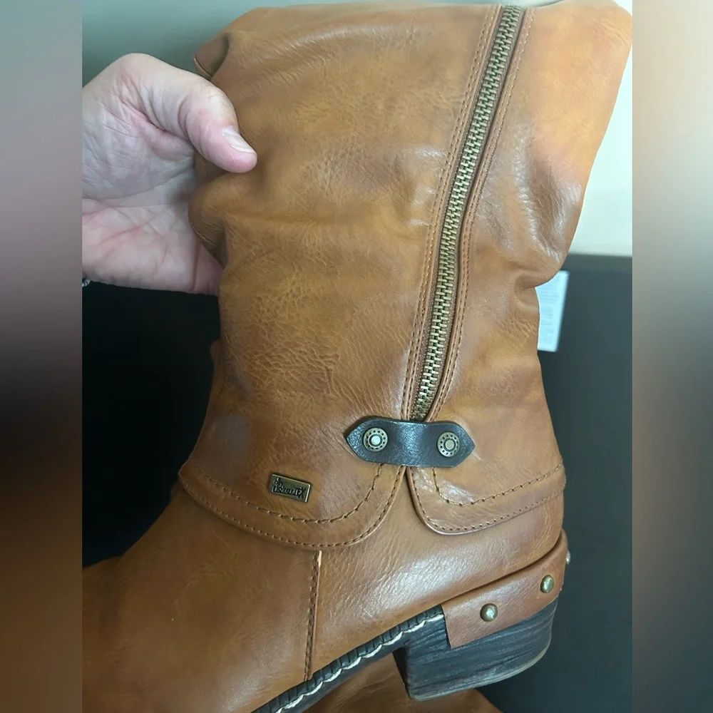 Rieker Brown Riding Boots with Sherpa Lining, Size 39 US 8.5 - Picture 9 of 11